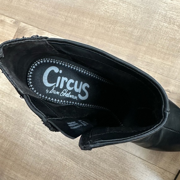 Black Booties with Gold Heel - Picture 5 of 8